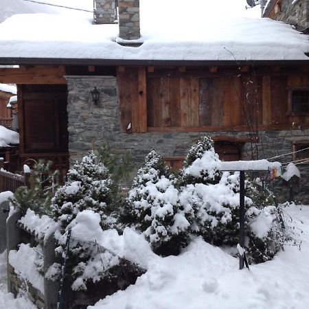 Chalet Cretaz วัลตูร์นอนช์ ภายนอก รูปภาพ