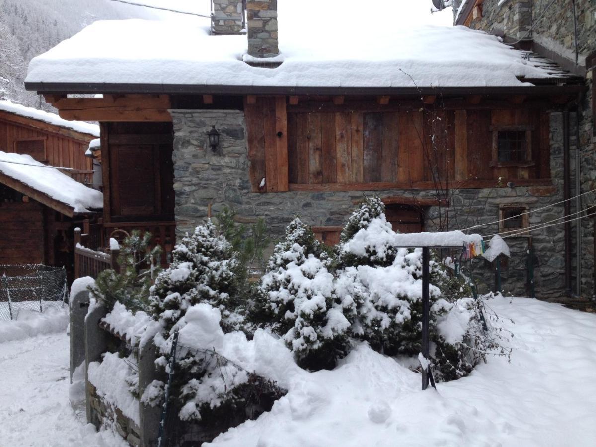 Chalet Cretaz วัลตูร์นอนช์ ภายนอก รูปภาพ