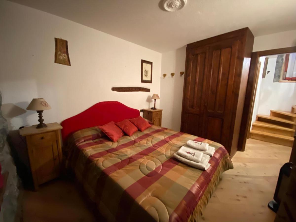 Chalet Cretaz วัลตูร์นอนช์ ภายนอก รูปภาพ