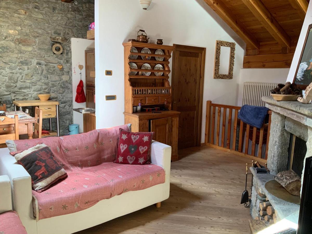 Chalet Cretaz วัลตูร์นอนช์ ภายนอก รูปภาพ