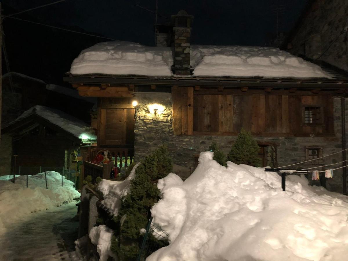 Chalet Cretaz วัลตูร์นอนช์ ภายนอก รูปภาพ